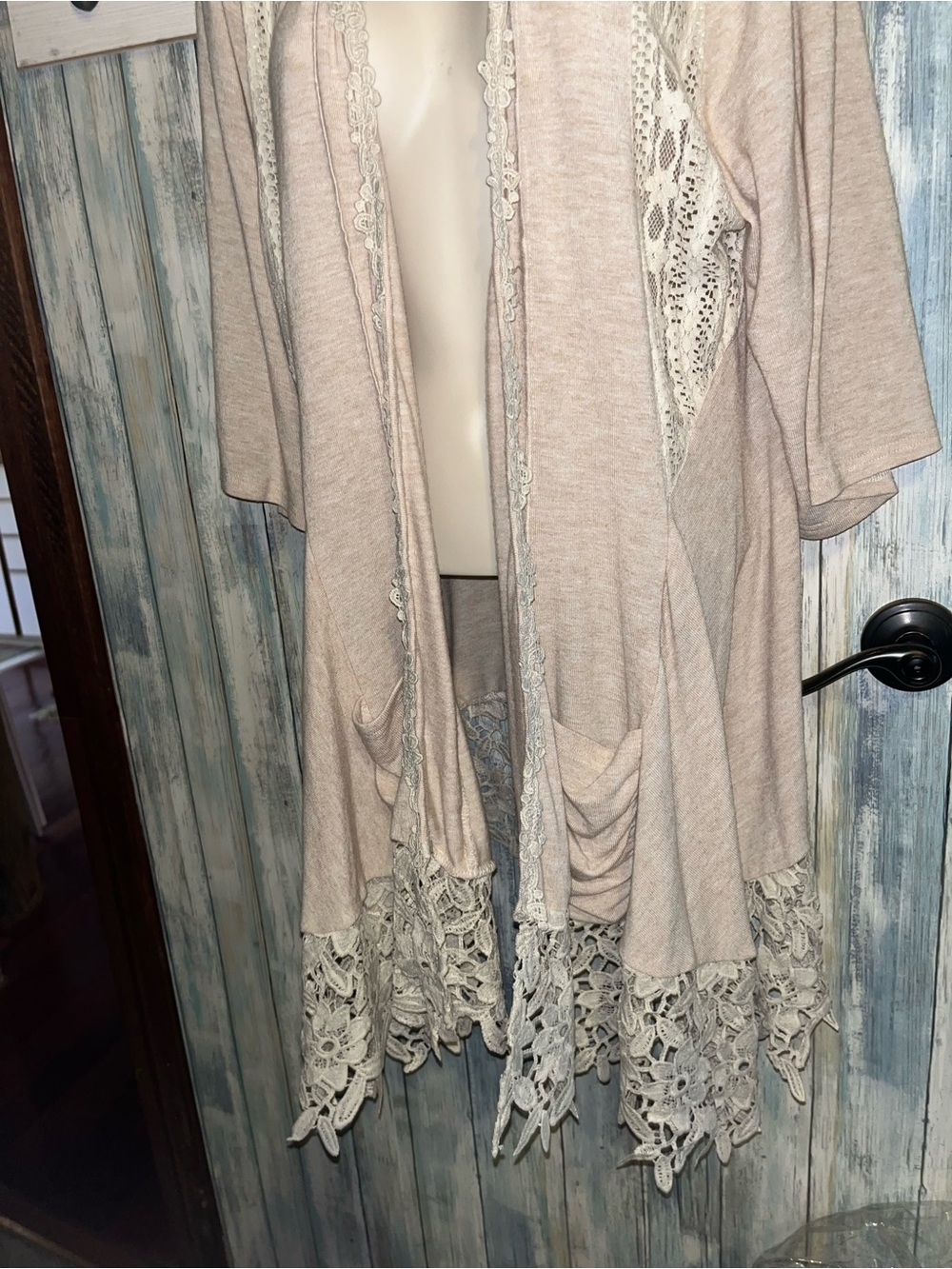 Origami L/XL Taupe Crochet Hem Tunic - Picture 4 of 7